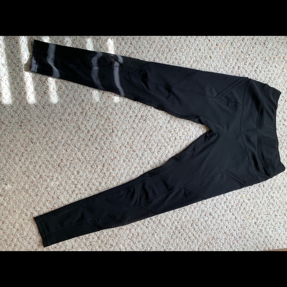 athletic leggings